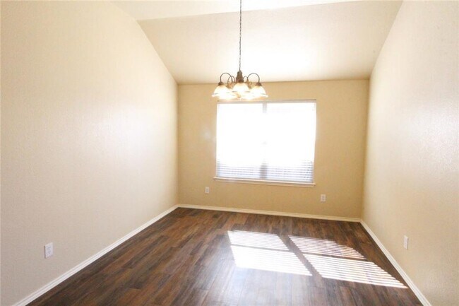 Building Photo - 107 Inman Dr