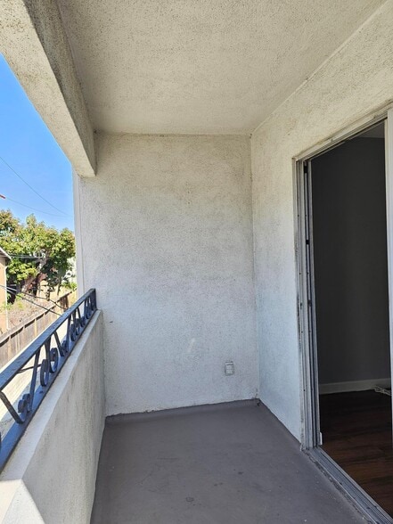 Building Photo - 20810 Amie Ave