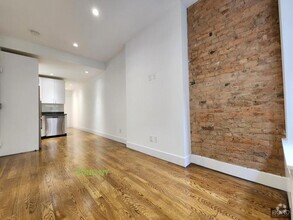 Building Photo - 1 bedroom in NEW YORK NY 10017