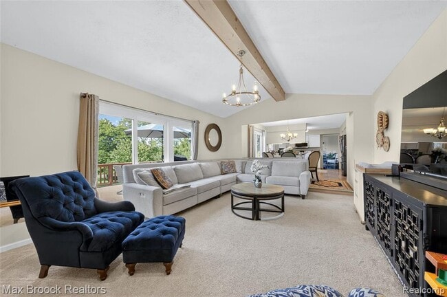 Building Photo - 30118 Kingsway Dr