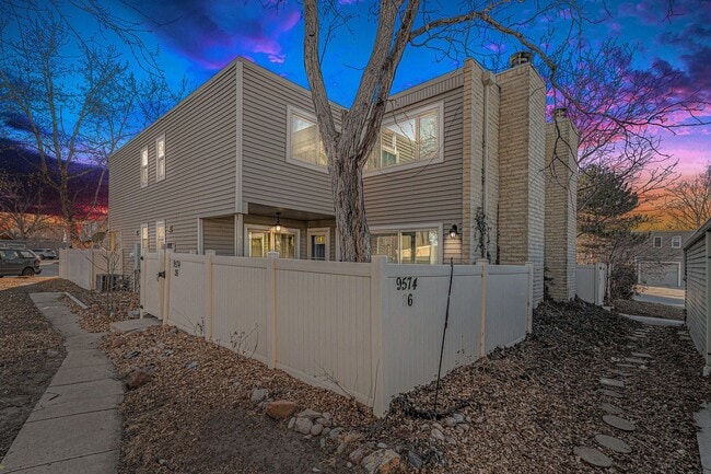 Building Photo - 9574 E Kansas Cir