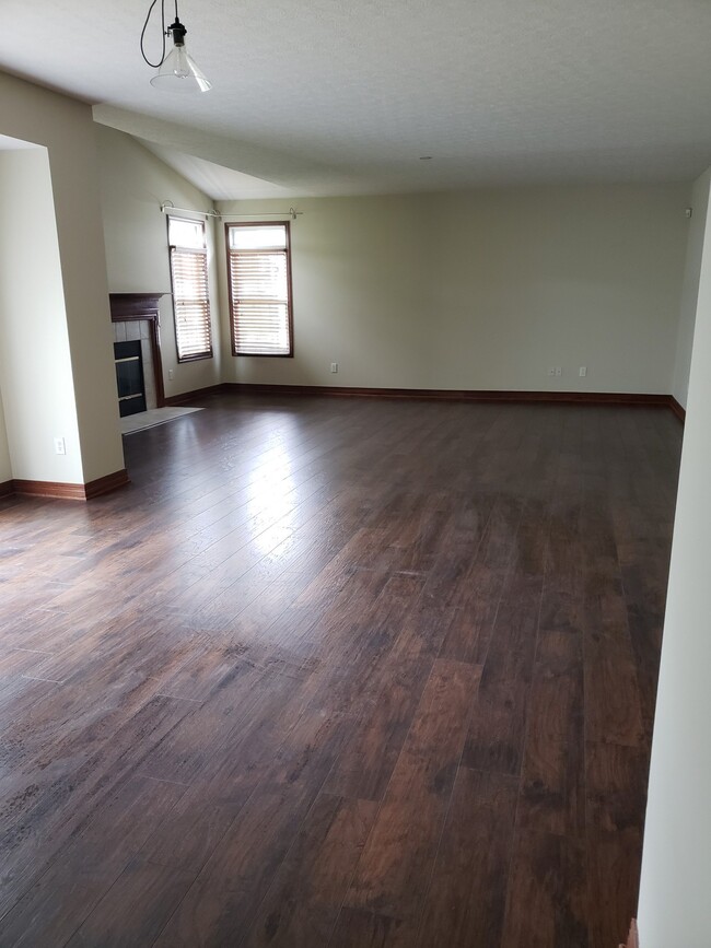 Building Photo - 7322 Lavender Ln