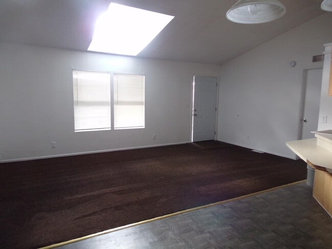 Building Photo - 21782 Wisteria St