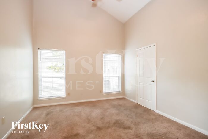 Building Photo - 4015 Algernon Dr
