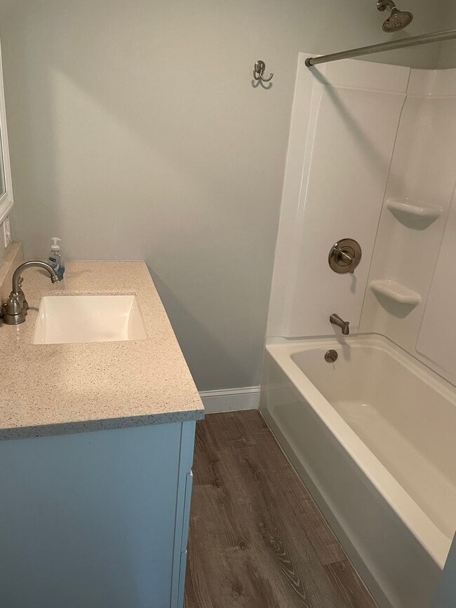 Building Photo - 212 Gay St