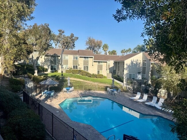 Building Photo - 6333 College Grove Way