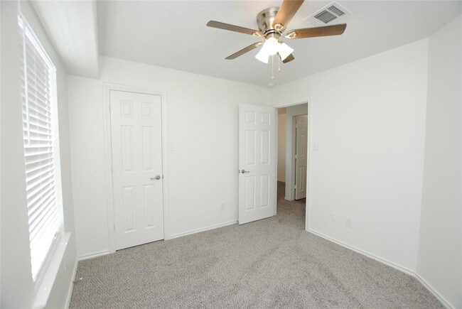 Building Photo - 3212 Victorian Manor Ln