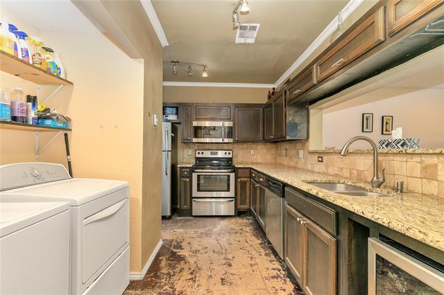 Building Photo - 1507 Maybrook Ct