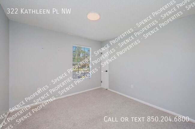 Building Photo - 322 Kathleen Pl NW