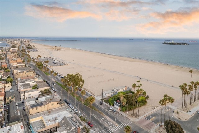 Building Photo - 5102 E Ocean Blvd