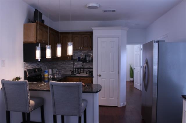 Building Photo - 2411 Anderson St