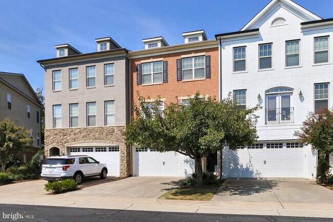 Building Photo - 22219 Falling Terrace