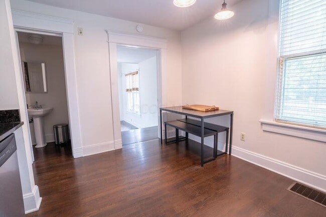 Building Photo - 178 Concord Pl