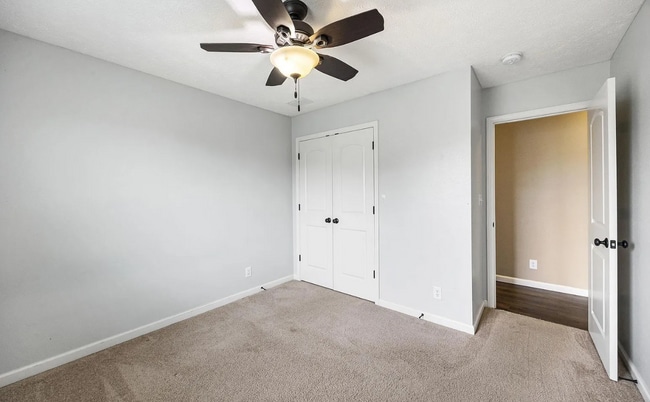 Building Photo - 3185 Fleming Dr