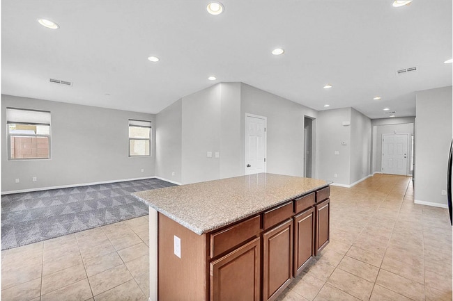 Building Photo - Cozy 2-Story Home with 4 Bedrooms 3 Bathro...