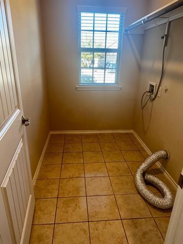 Building Photo - 9933 Beaver Dam Ln