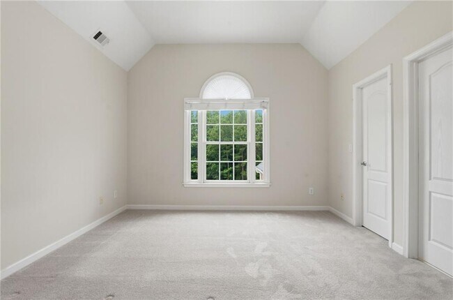Building Photo - 3561 Carriage Glen Way