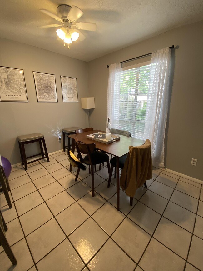 Building Photo - 809 Cardinal Creek Blvd