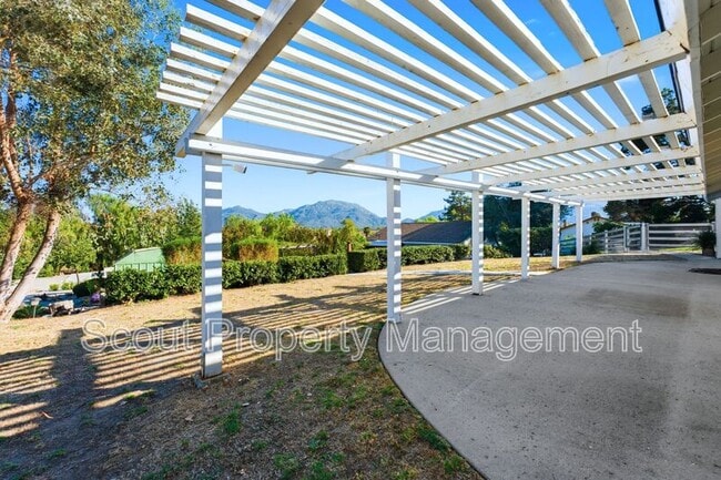 Building Photo - 30605 De Portola Rd