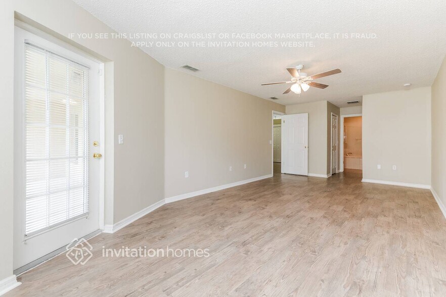 Building Photo - 808 Hamster Pl