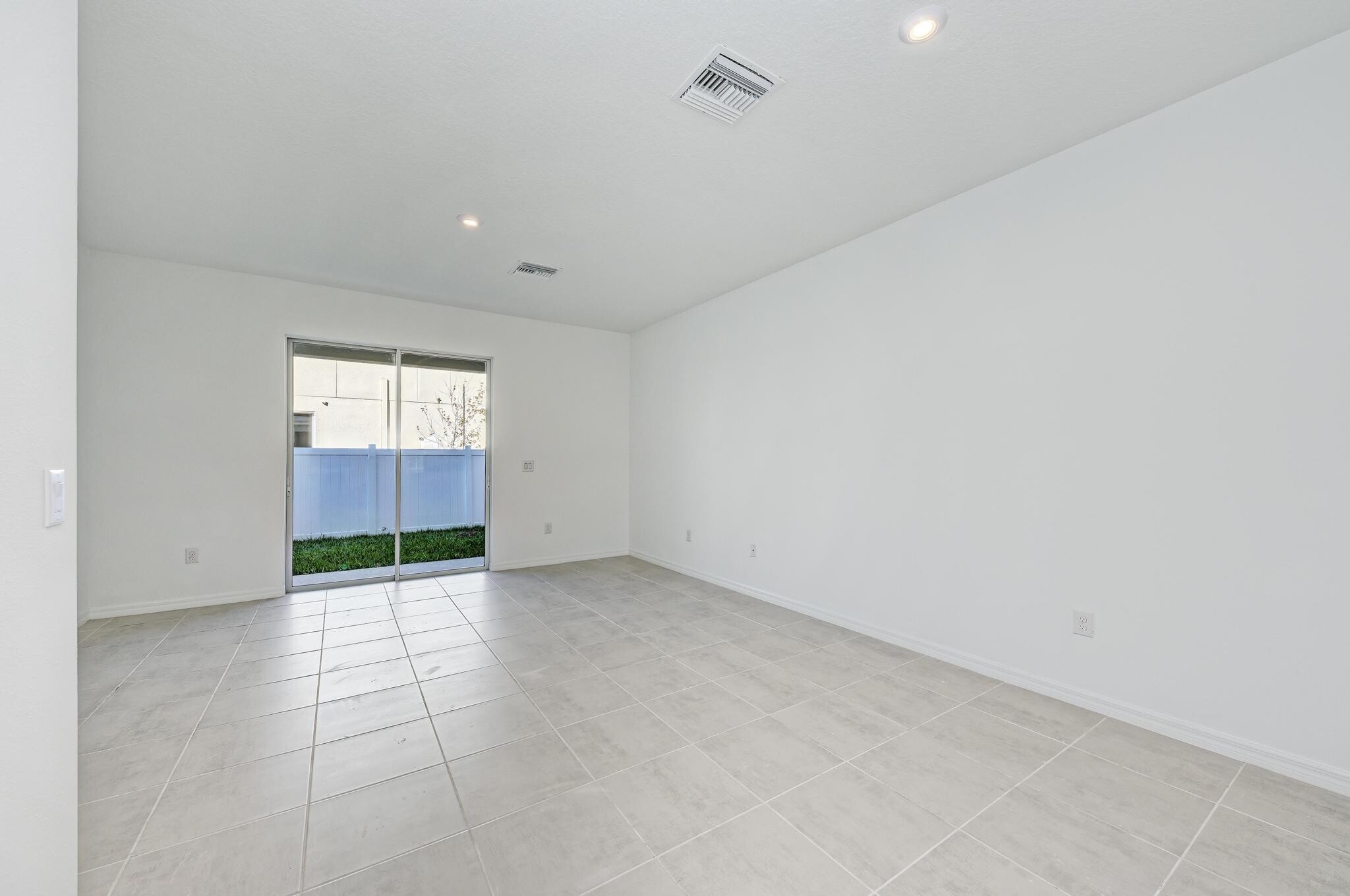 Building Photo - 6354 Fairmont Ln