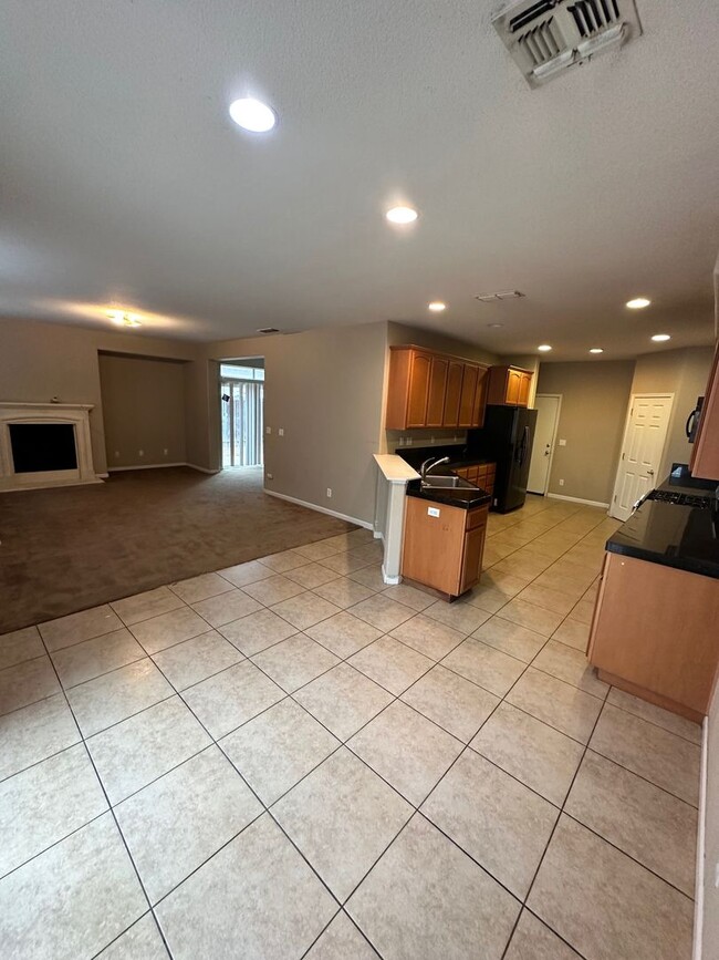Building Photo - 2161 Chapman Oak Dr