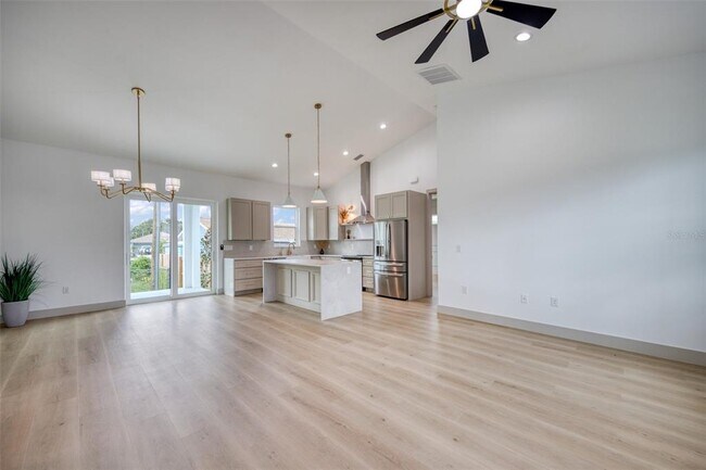 Building Photo - 940 Mangrove Rd