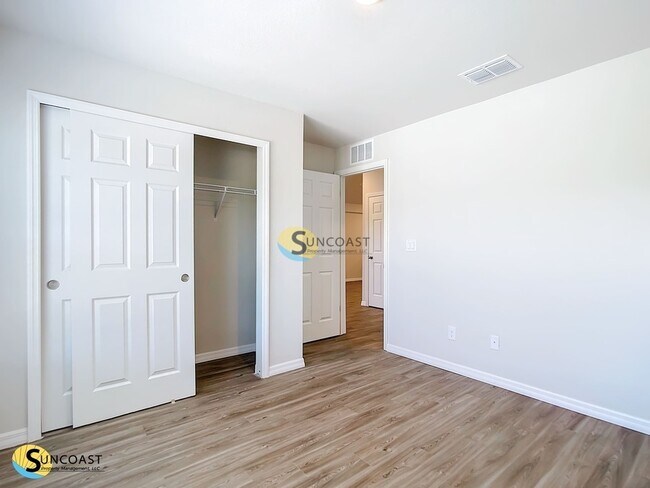 Building Photo - 2014 Dorion St