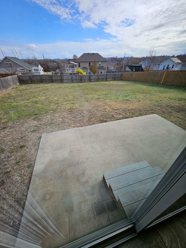 Building Photo - 3 Bedroom 2 Bath 2 Car Garage House.  Walking Distance to the Medical School