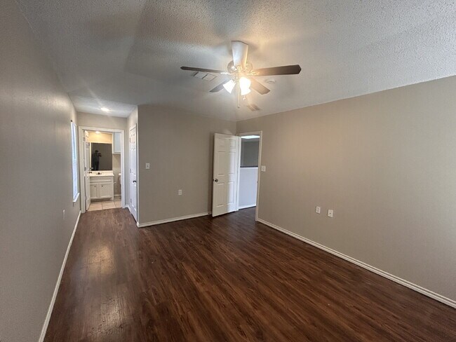 Building Photo - 7803 Avenue J