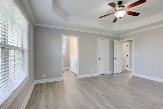 Building Photo - Bonus room is HUGE.  WOW