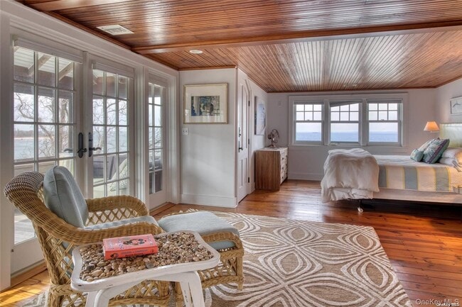 Building Photo - 2100 Youngs Rd