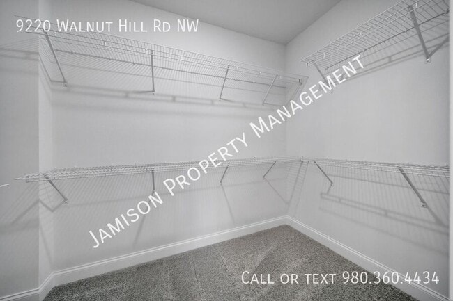 Building Photo - 9220 Walnut Hl Rd NW