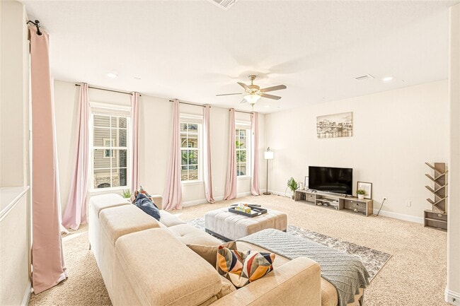 Building Photo - 1757 Sierra Crest Dr