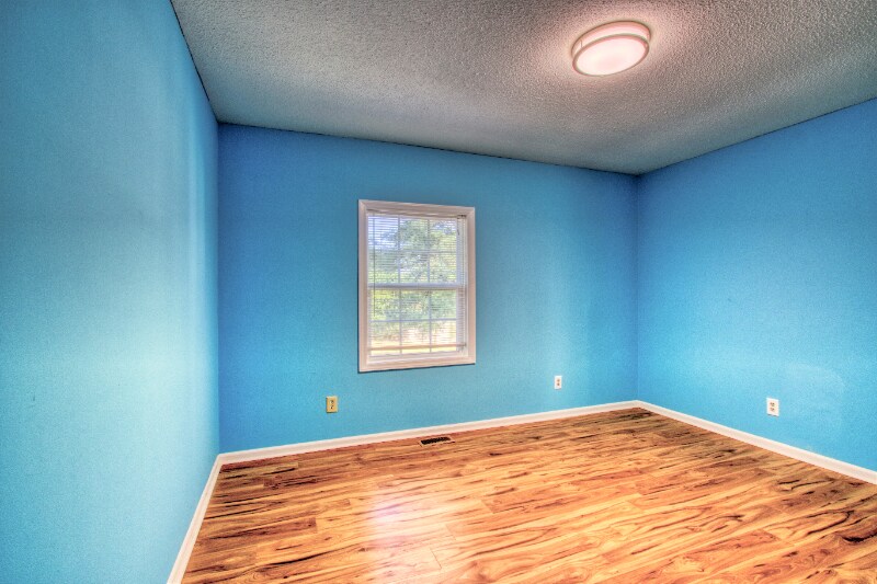 Building Photo - 209 Bayberry Ln