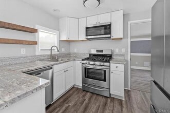 Building Photo - 1923 Meade Ave