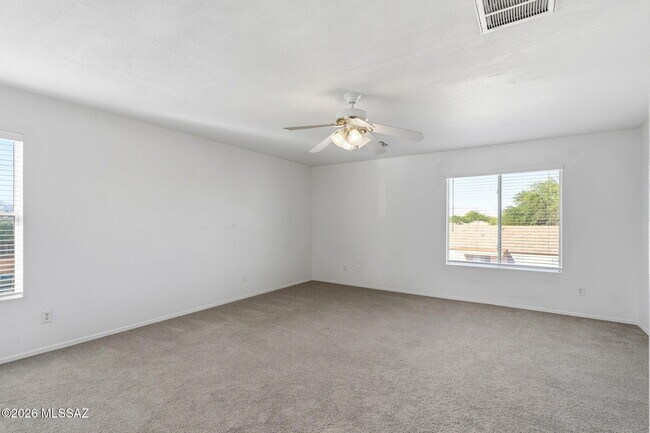 Building Photo - 4821 E Twinflower Pl