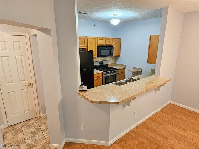 Building Photo - 1009 Aqua Marine Blvd