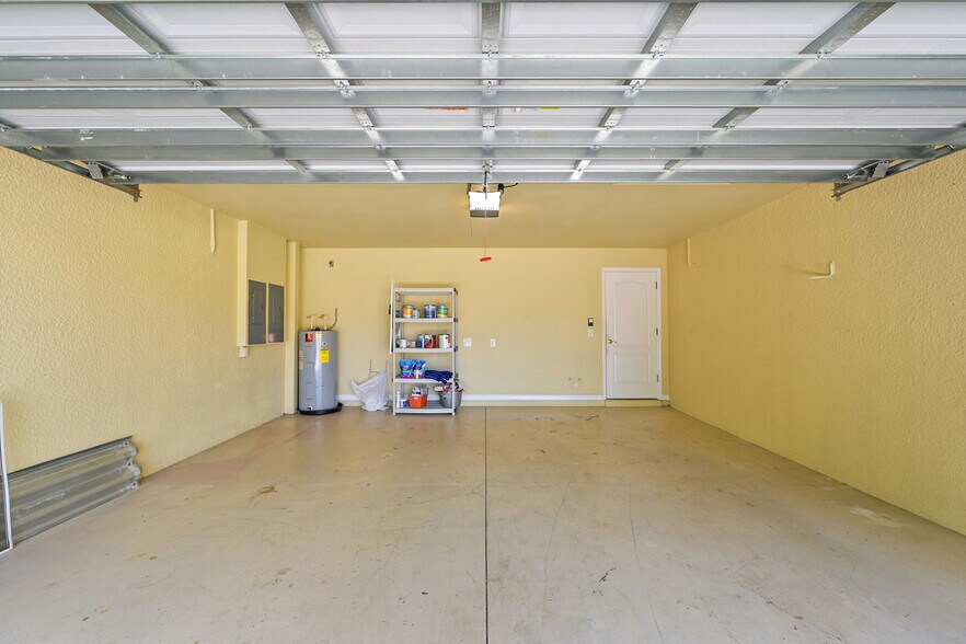 Building Photo - 12960 Seaside Key Ct