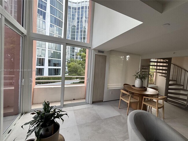 Building Photo - 2801 Florida Ave