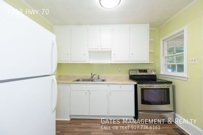 Building Photo - 1319 US-70