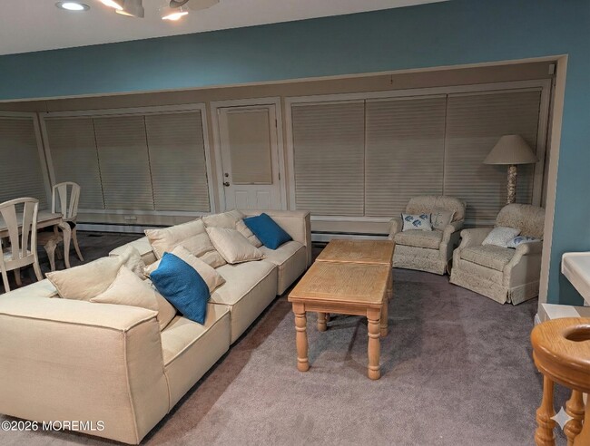 Building Photo - 2400 Oceanfront