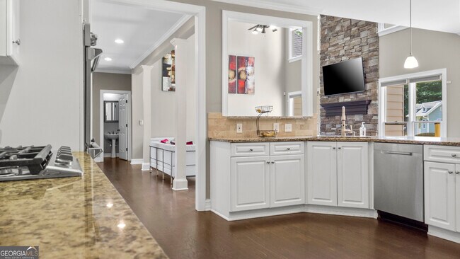 Building Photo - 6209 Benbrooke Dr NW