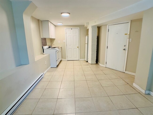 Primary Photo - 320 Jefferson St