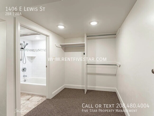 Building Photo - 1406 E Lewis St