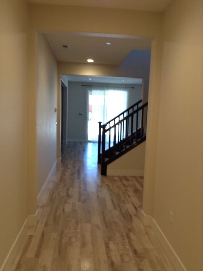Building Photo - Excellent home in Livermore