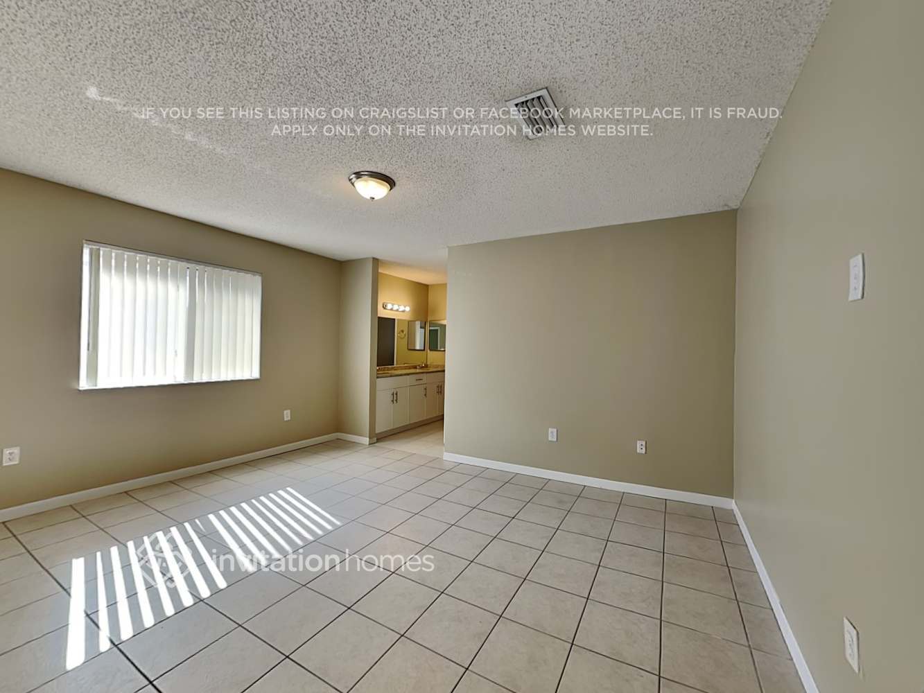 Building Photo - 3568 W 72nd St
