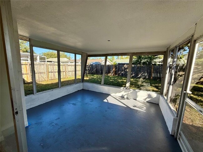 Building Photo - 3931 Claremont Dr
