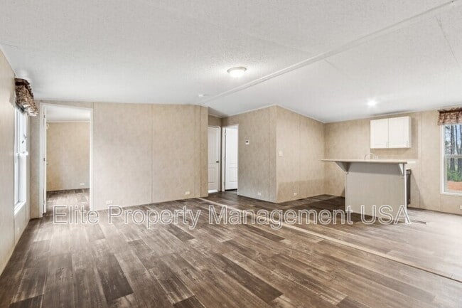 Building Photo - 3530 Suggs Rd
