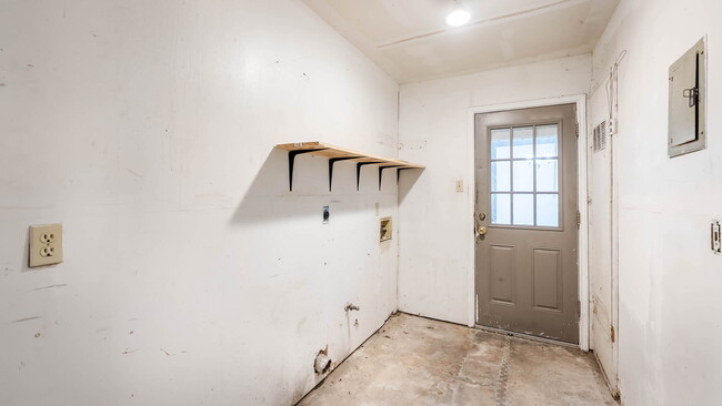 Building Photo - 5204 Gawain Dr